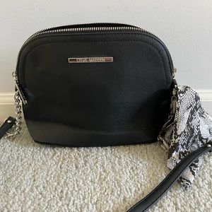 Black Steve Madden Purse